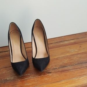 |Black Suede Pump|Stileto Heel
